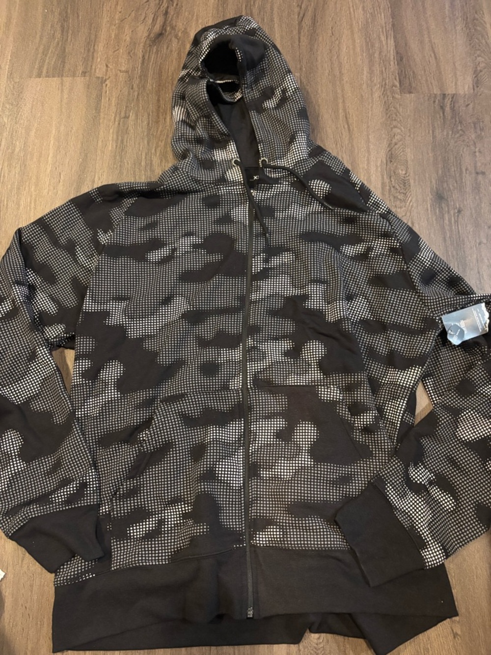 Xersion Black & Gray Camo Lightweight Zip Hoodie
